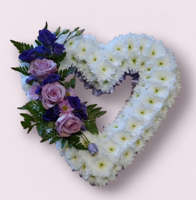 Based lilac open heart