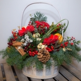 Christmas Festive Basket